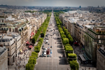 France, Avenue des Champs Élysées, Paris shopping district.